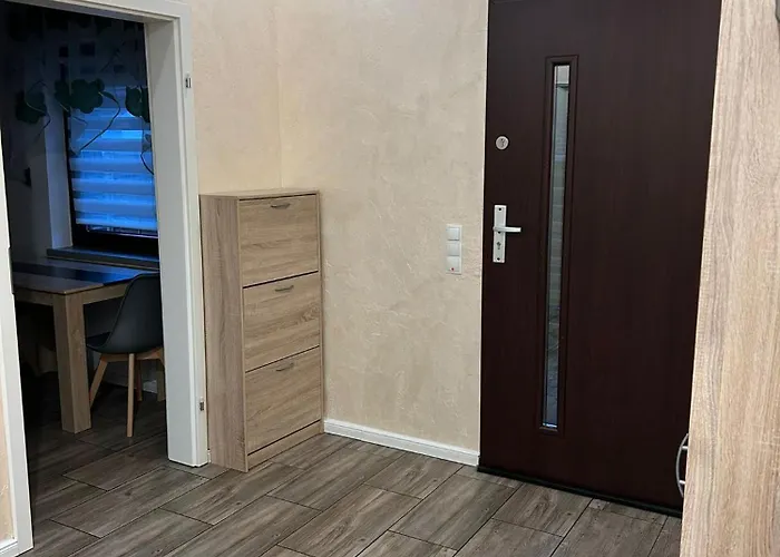 Schoene 2 Mit Wlan Direkt An Der Autobahn