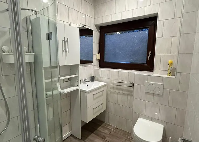 Schoene 2 Mit Wlan Direkt An Der Autobahn Apartament Achim