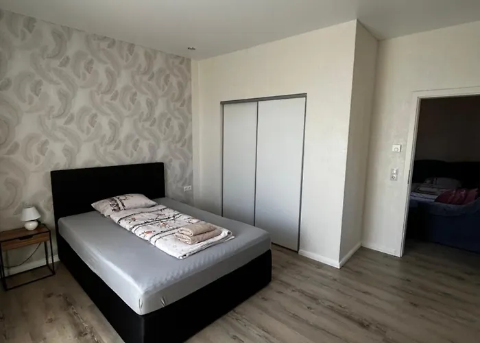 Schoene 2 Mit Wlan Direkt An Der Autobahn Appartement Achim