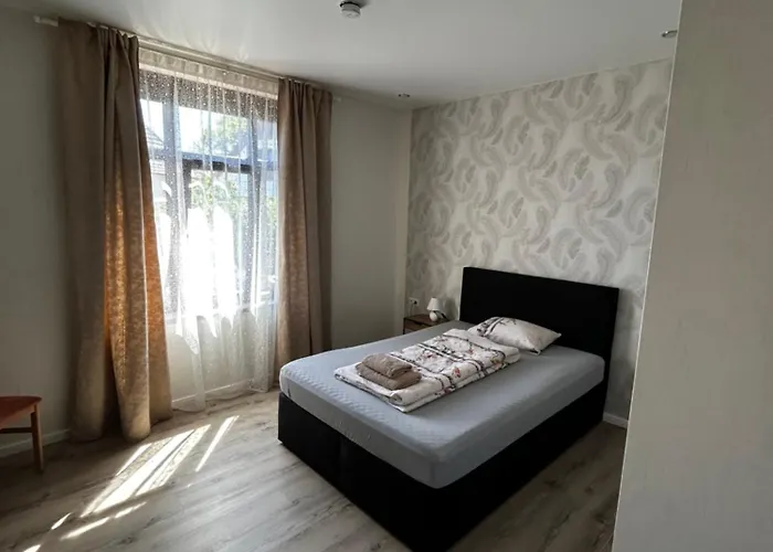 Apartament Schoene 2 Mit Wlan Direkt An Der Autobahn